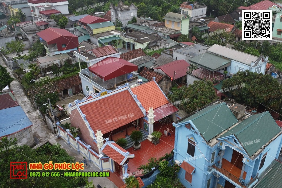 Nhà gỗ có hậu cung